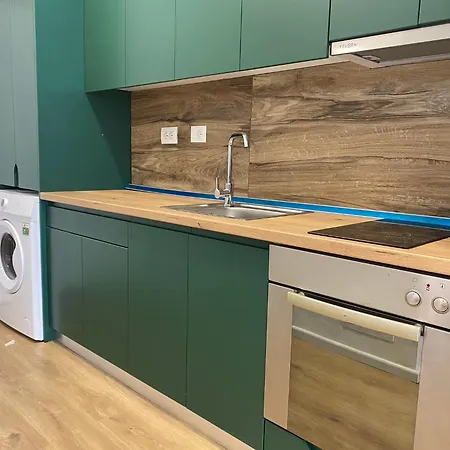 Kaimi Gemstone - 24h Check In Tiran